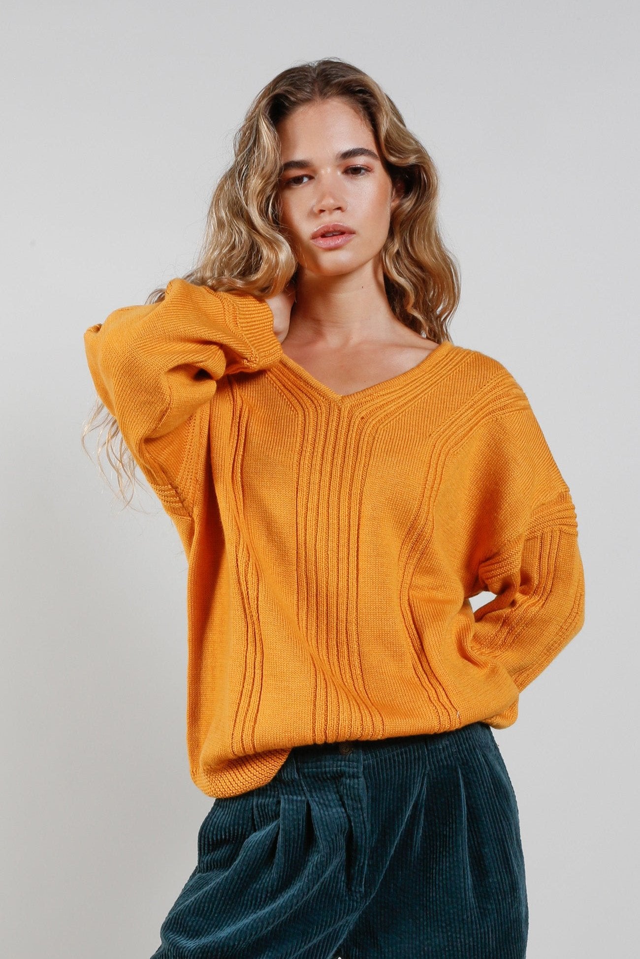 ANYA Fine Merino Wool Jumper - Mustard