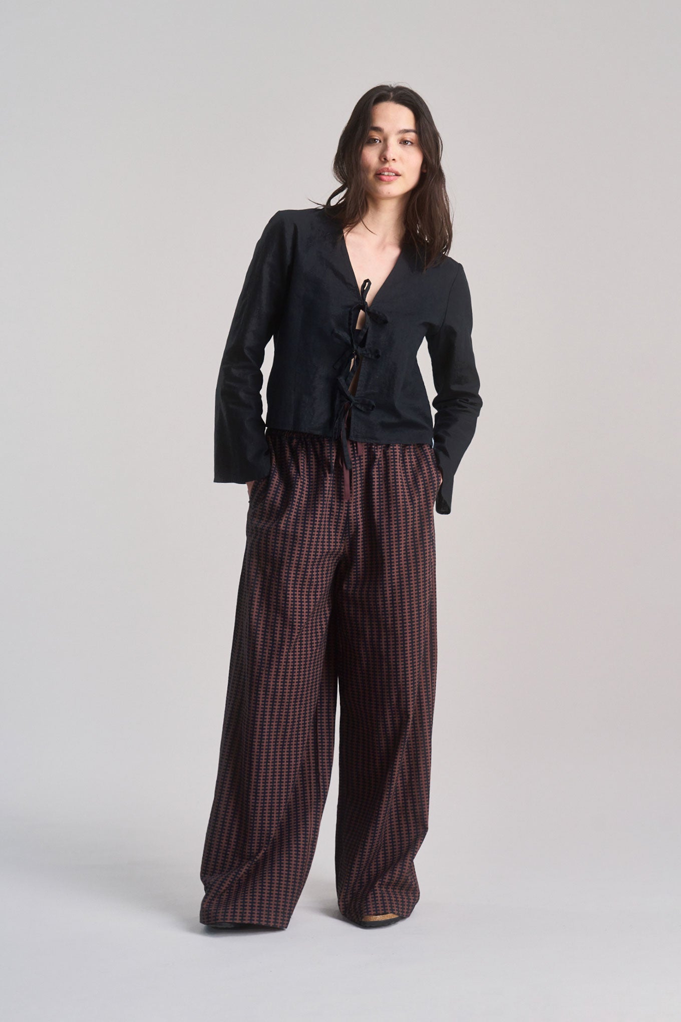 BEACH - Organic Cotton Print Trousers - Brown Stripe