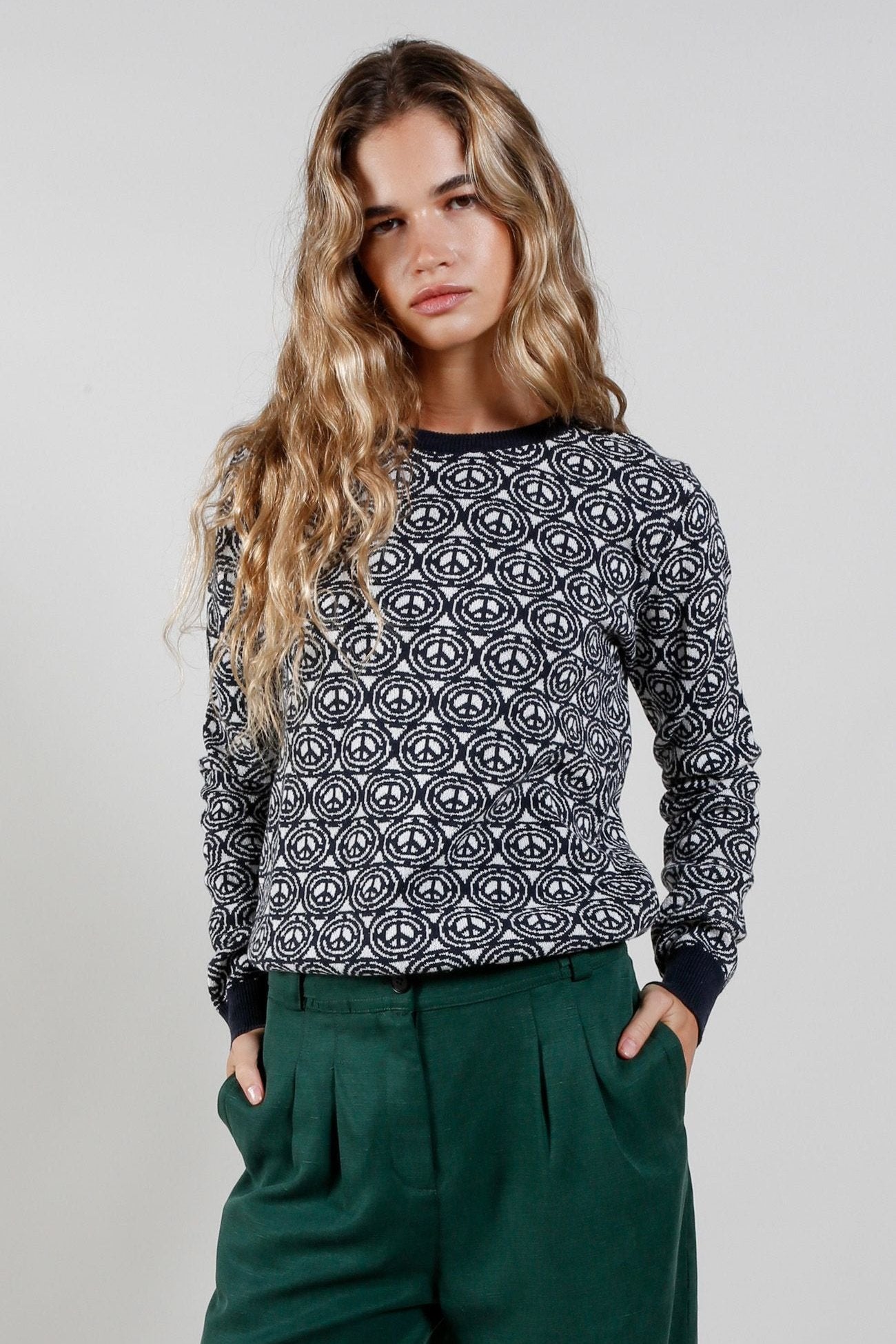 NIA - Organic Cotton Jumper Winter White